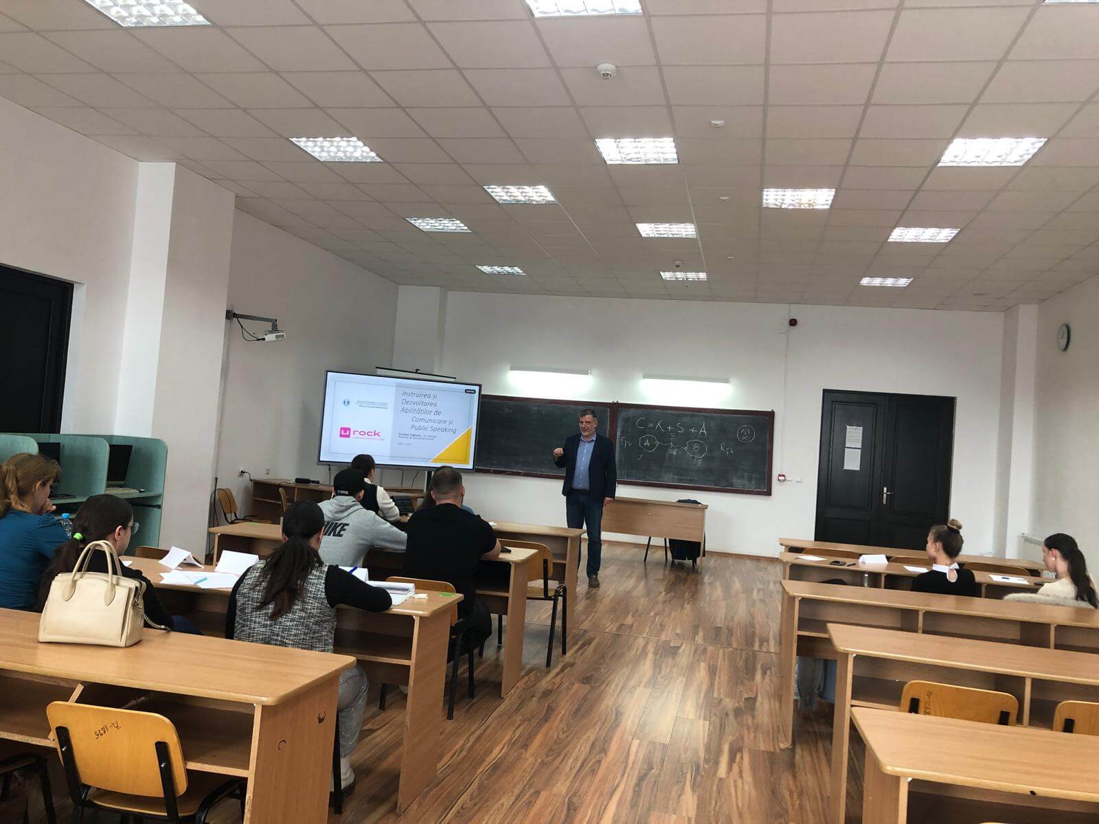 WhatsApp Image 2025-05-20 at 14.03.35_40fffbff