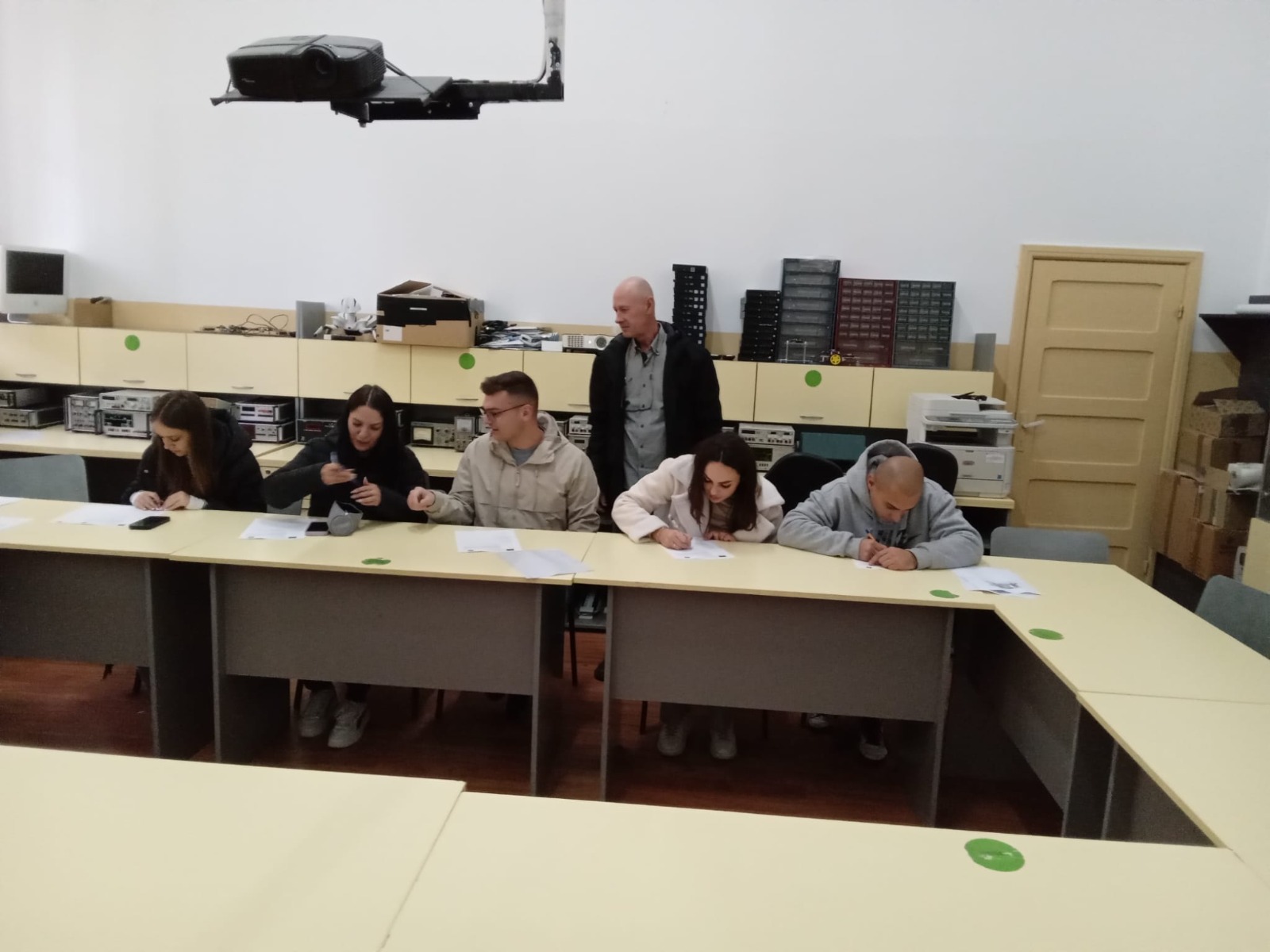 WhatsApp Image 2025-10-27 at 08.18.50_28329dcf