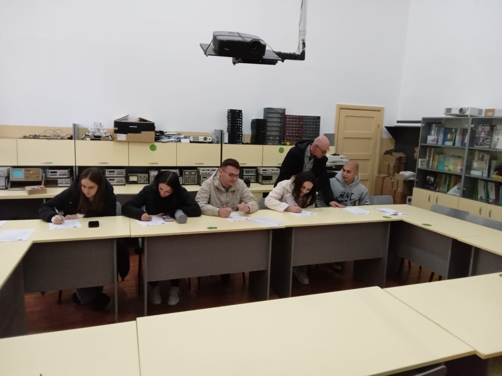 WhatsApp Image 2025-10-27 at 08.18.50_96aab33e