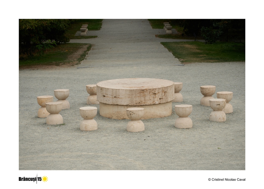 Masa Tăcerii / Table of Silence — Brâncuși, Târgu Jiu